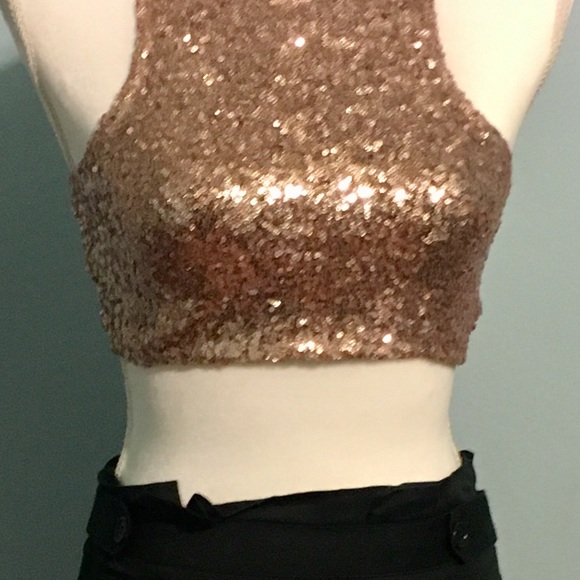 Bear Dance Tops - ♦️CLEARANCE♦️small Athens boutique- gold crop top